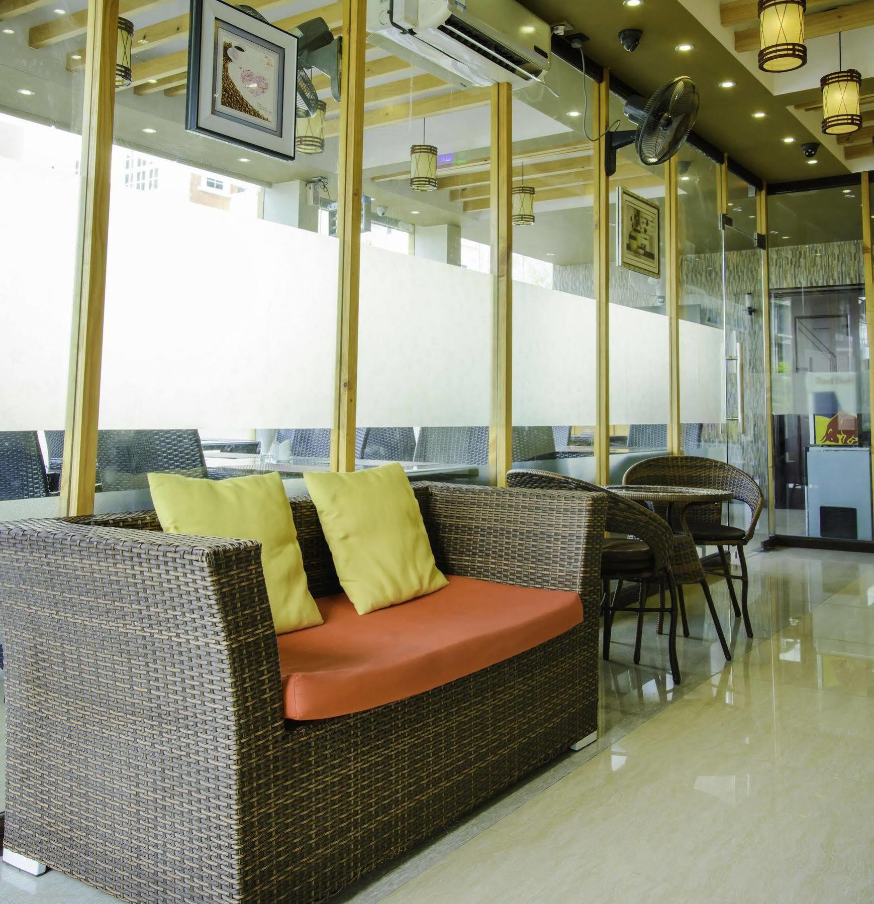 Clear Sky Inn Hulhumale Exterior foto
