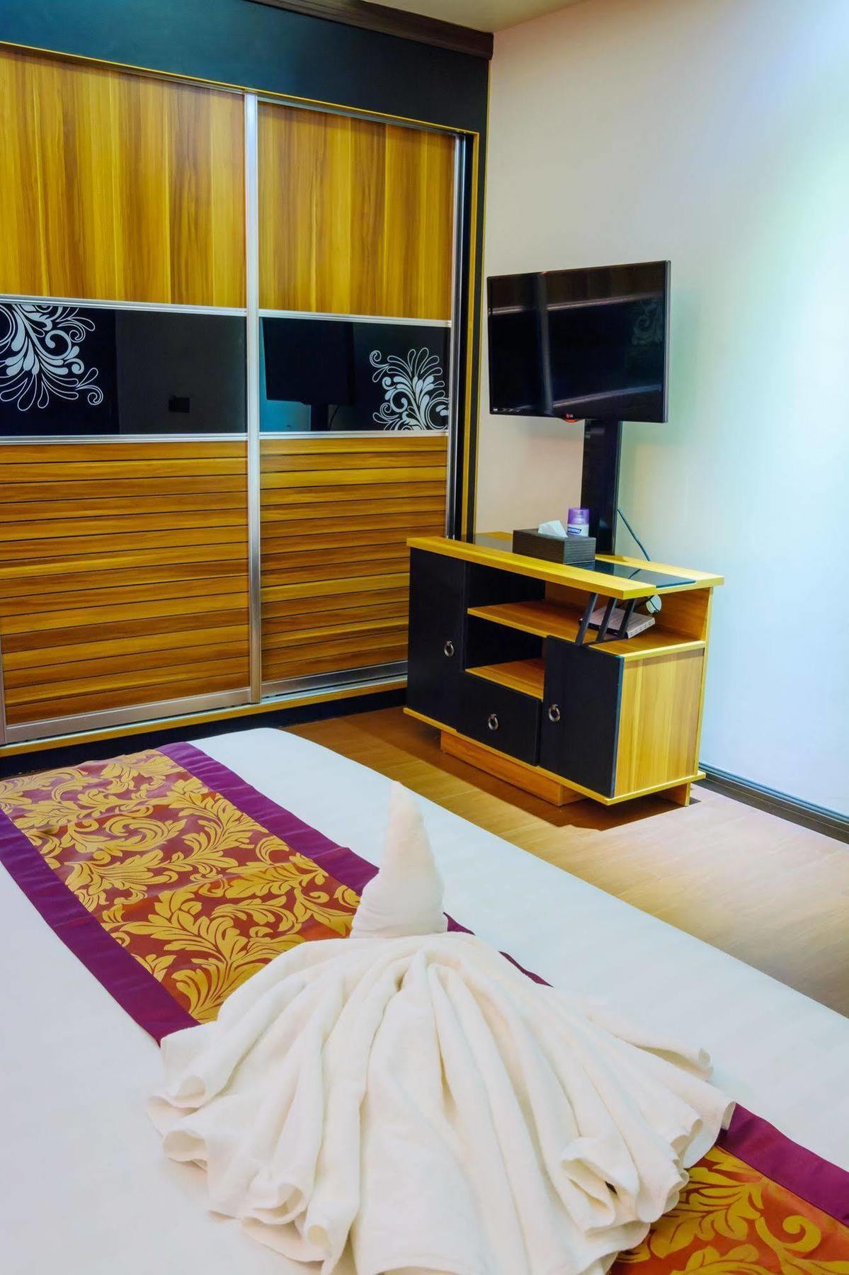 Clear Sky Inn Hulhumale Exterior foto