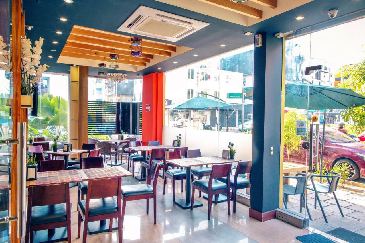 Clear Sky Inn Hulhumale Exterior foto